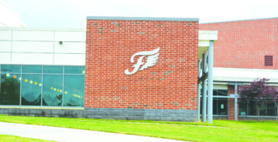 Fluvanna school board weighs bonuses, highlights student achievements